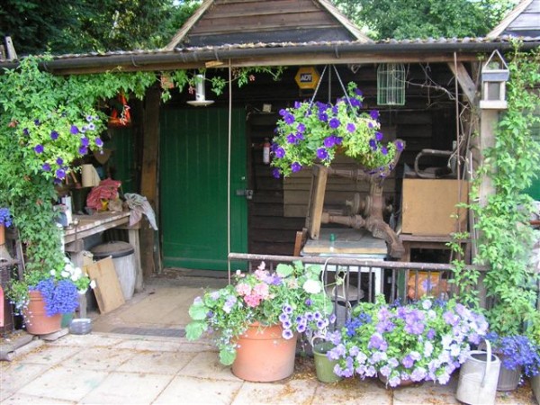 FURNITURE REPAIR AND RESTORATION SURREY FURNITURE REPAIR AND RESTORATION SURREY