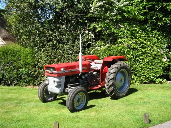 Tractor restoration Surrey Tractor restoration Surrey